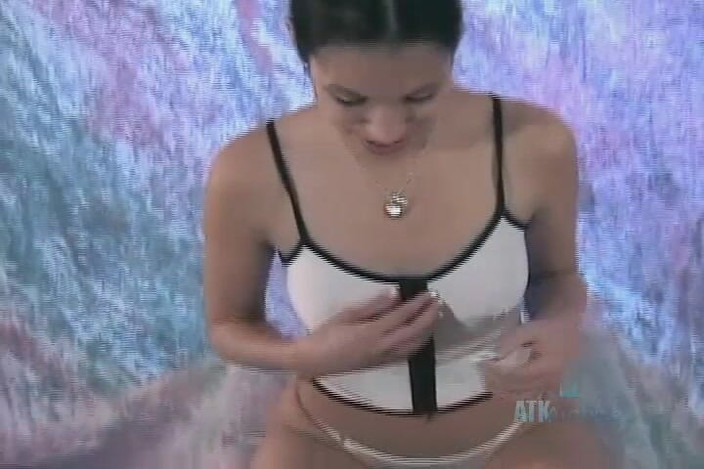 ATK Archives: Мастурбація.