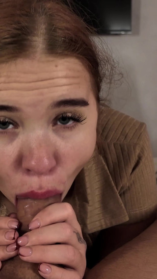 xKeryB: 和我的热辣继妹出轨