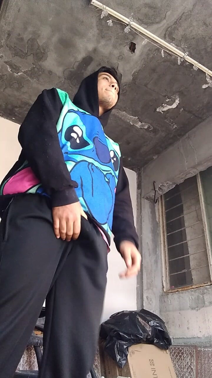 AlexAlejandro13: Я показываю это тебе в штанах, опускаюсь