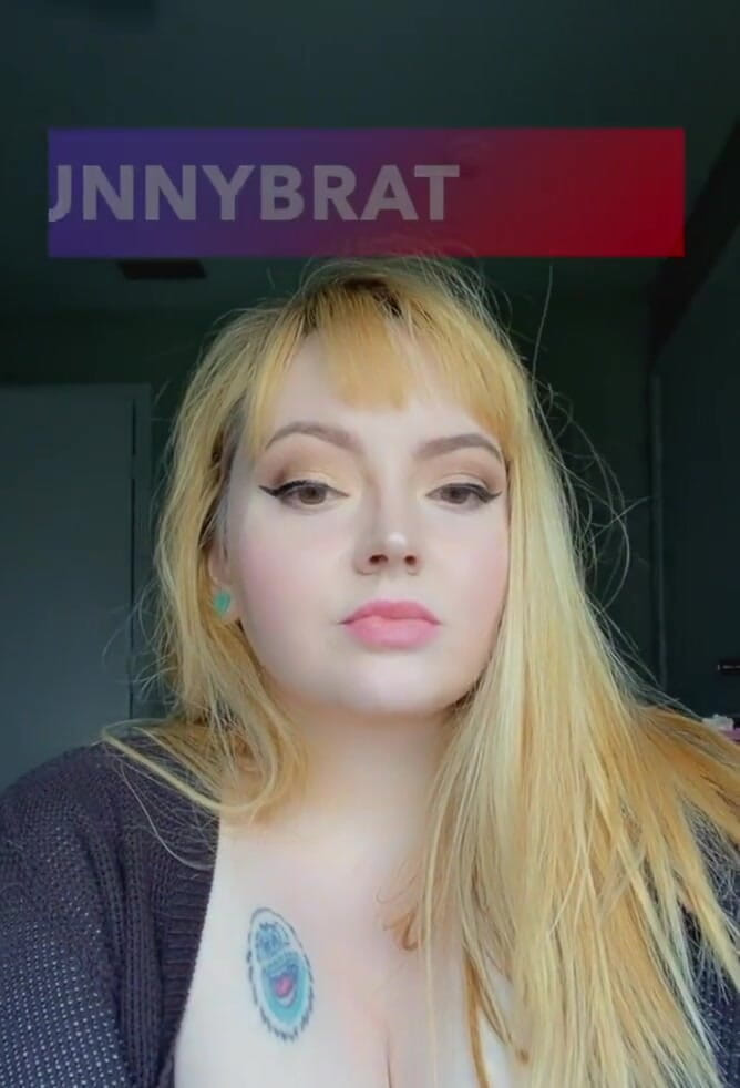 Hunnybrat: Profesora Gordita Con Enormes Pechos