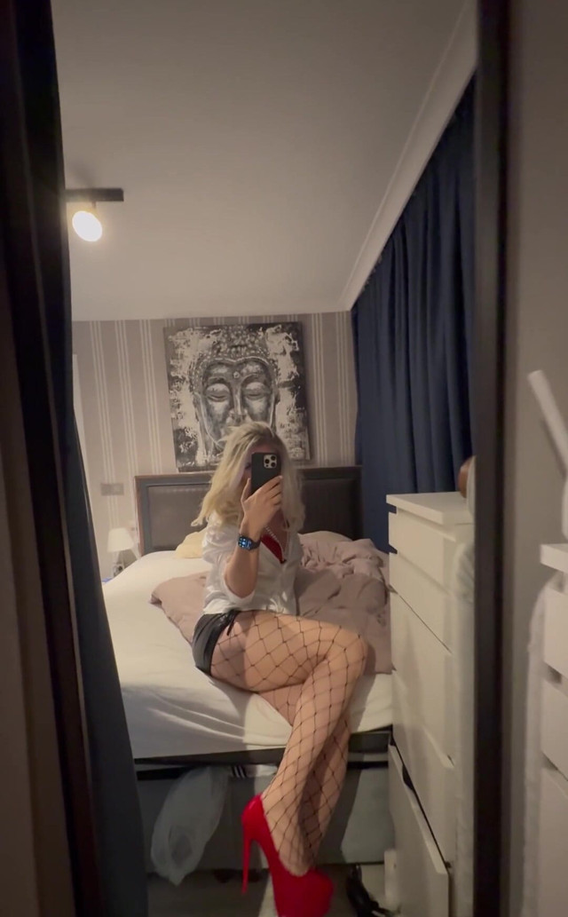 Fishnet Lover (Sebnem) Fishnet Lover (Sebnem)