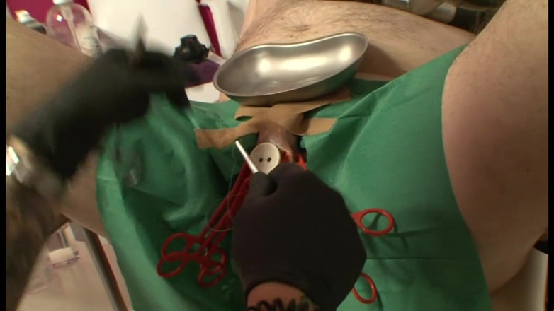 Absolute BDSM films - The original: Pedeapsă umilitoare cu piercing în penis