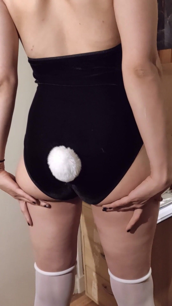 Melodyfluffington: Przesłuchanie Królika Playboya Melody, głębokie gardło i ogromny dildo