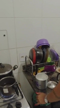 Cafea cu vecina bătrână perversă care își verifică pula groasă
