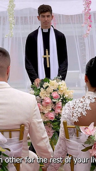 Martix düğün bölümü iv - Mariana evlendikten sonra rahibi banyoda sikiyor