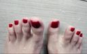 Feet lady: Hraní se Spit