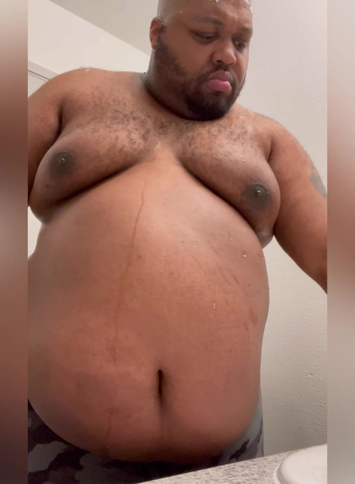 Blkhole420: 剃光，淋浴和膨胀的体重在