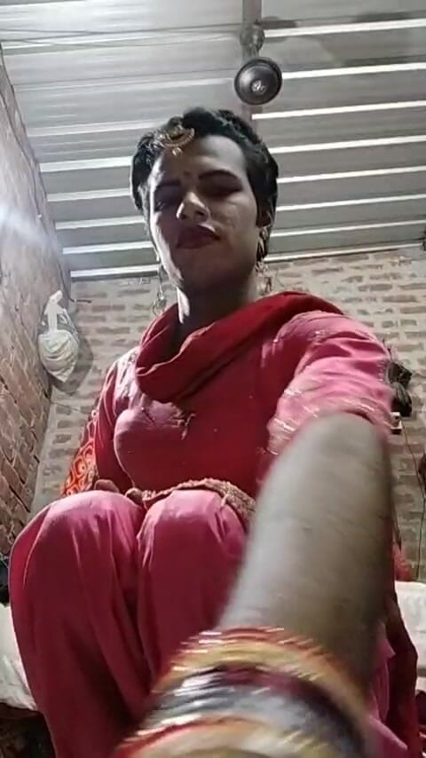 Urvashipatil123: Savitricrosi Crossdresser 肛交方法