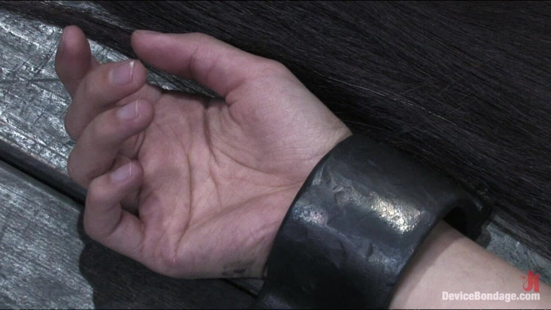 Device Bondage by Kink: Un extracto del video blog de Browning
