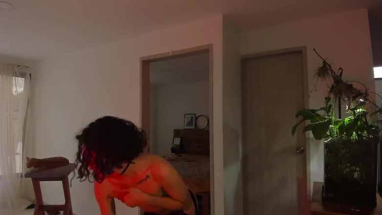 Artesensual: Şehvetli zevk hareketlerinin Eudaimonia'sını ve zevkler senfonisini keşfediyor