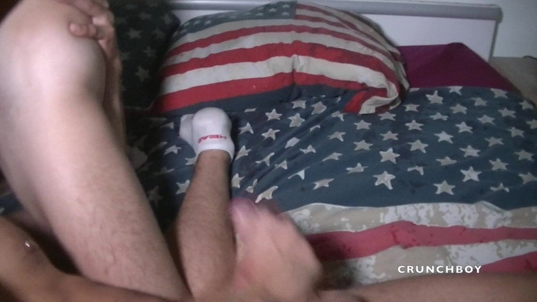 Raw sex in exhib in Madrid: Romantik šuká surovou twink