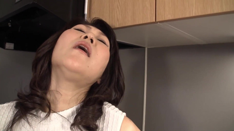 H-Eagle: Yuko Adachi: moglie matura in calore a 50 anni - Parte 2