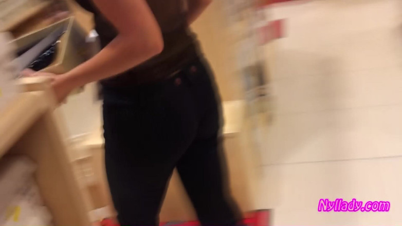 Nyllady: Membeli-belah untuk Pam Hitam Baru