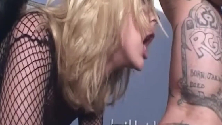 Bangora sluts: Máy bay bà già tóc vàng chịch lỗ hậu với...