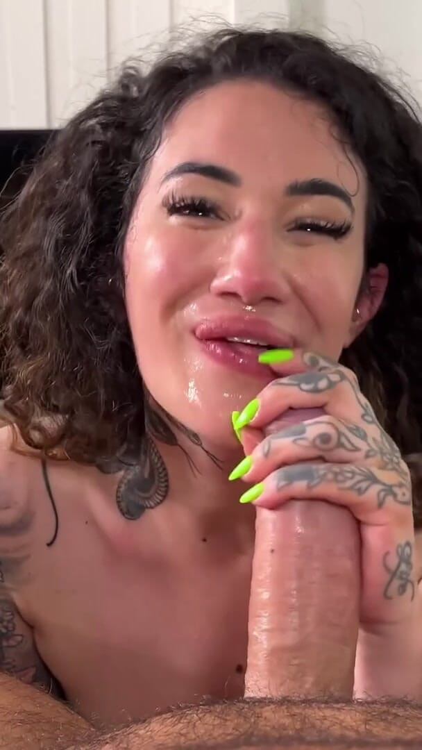Got Filled: Arabelle Raphael Loves Anal Creampies and Rimming!!
