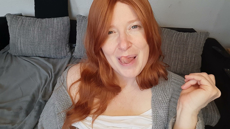 Curly_Dreams: Curly_dreams mini-ul tău are voie să ejaculeze în fața mea