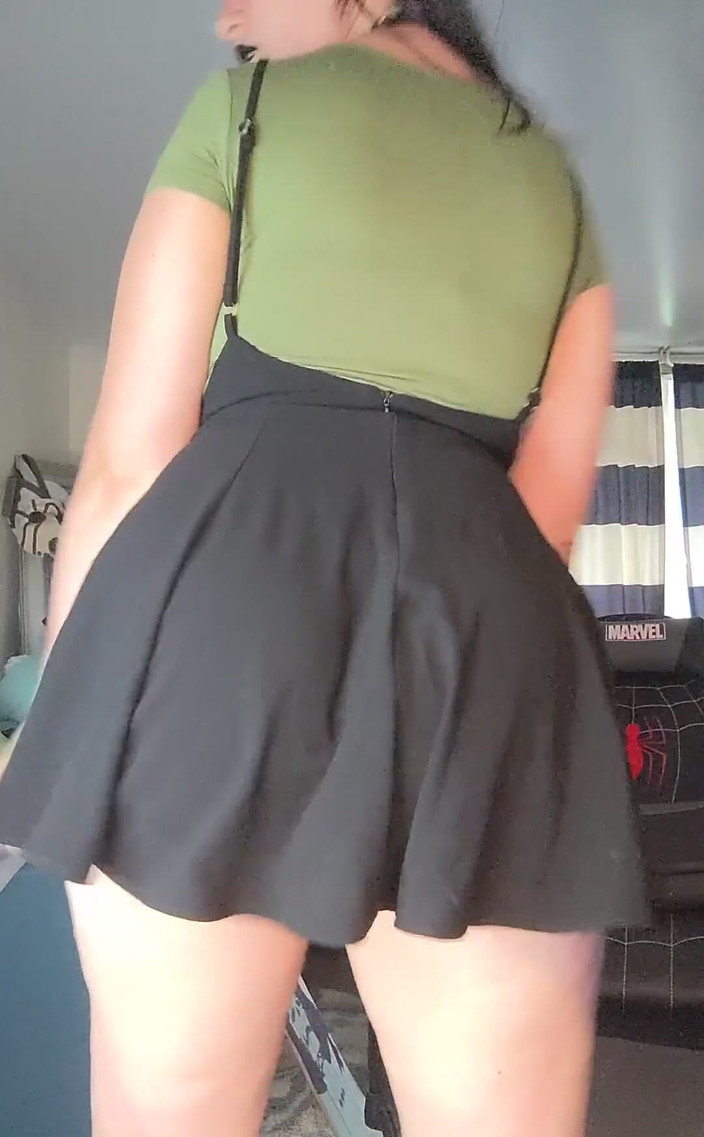 Evelyn Storm: あなたの顔の前でお尻を振ってもいいですか?