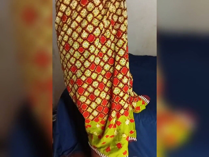 Dericky22: उसने जारी रखने की भीख मांगी