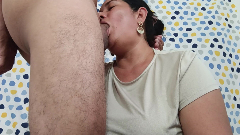 Valkyrieandluigy: Leche En Los Dientes, výstřik na obličej