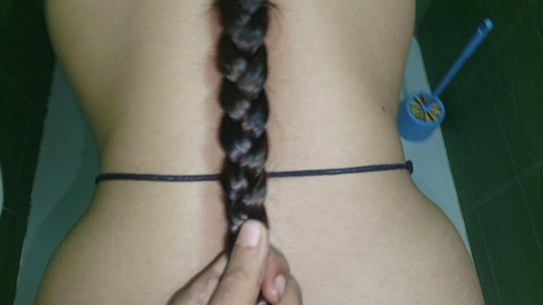 Nadiyabd: Byl jsem překvapen, když jsem viděl její velká prsa a...