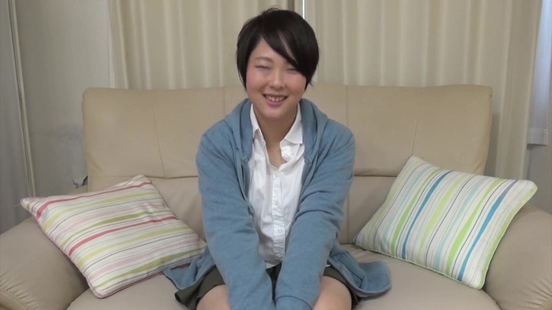 Japan Lust: Japanese tomboy gets her tight pussy penetrated