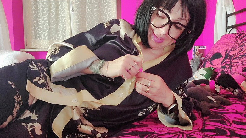 savannahamatoriale: 모유 수유의 달콤한 관능적