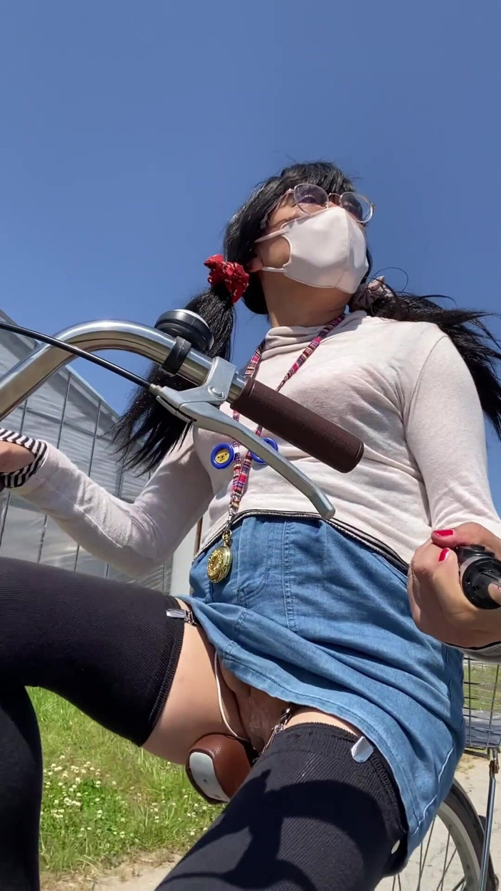 megu2002: No. 229 Early Summer Cycling with My Pussy on Display