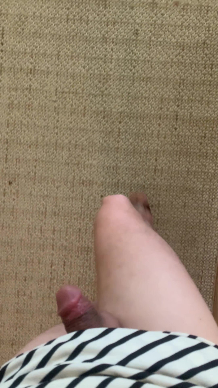 cd_aysemmm: パンティを脱いで面接に行ってきました