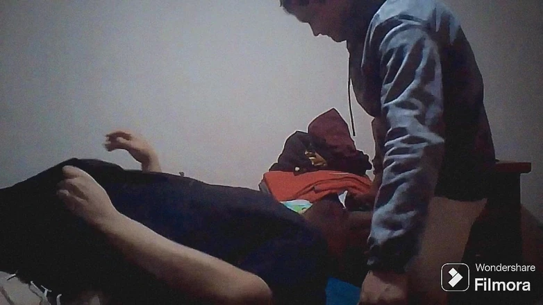 Tetto Michel: La mia matrigna etero si eccita e lo filmo in...