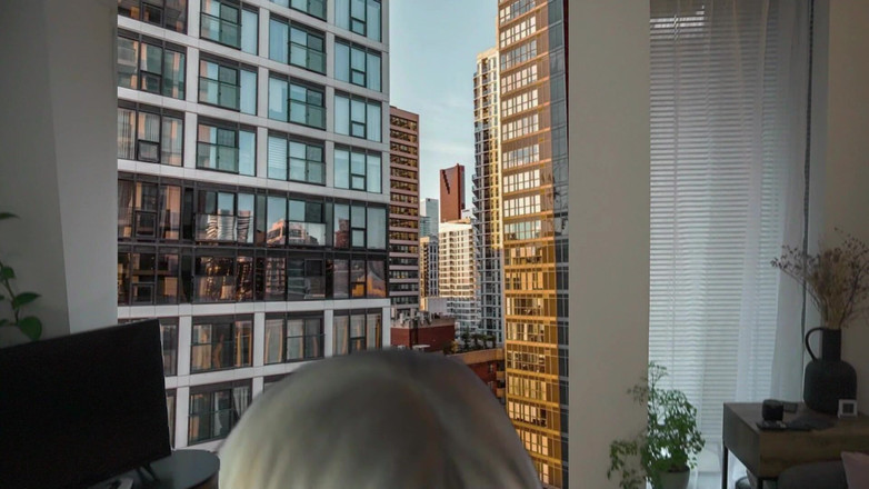 Sasha Curves: Заросший