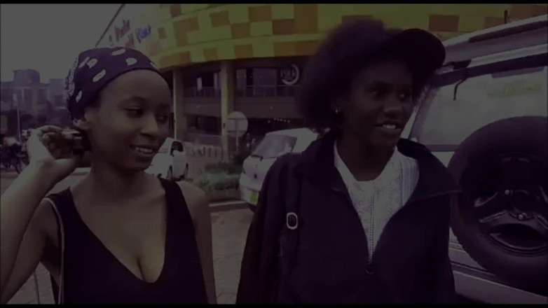 African Beauties: Đồng tính nữ trẻ chỉ yêu nhau cơ thể người...