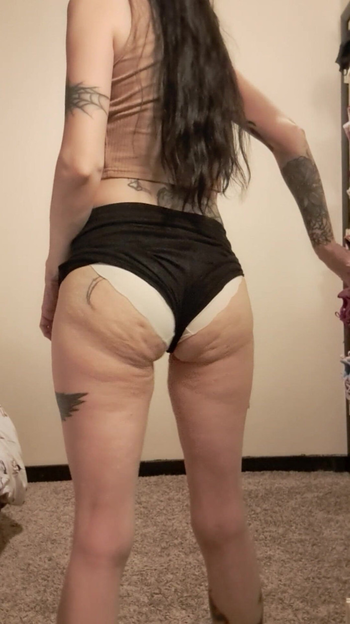 PandoraSG: Уроки тверка для сисси рабыни