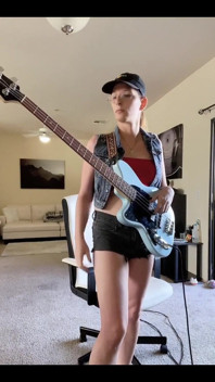 Testing Out a New Bass Preamp Pedal