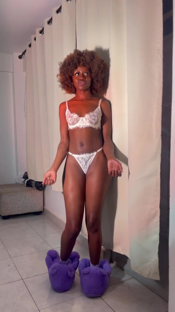 Chickysue: Sassy Ebenholts