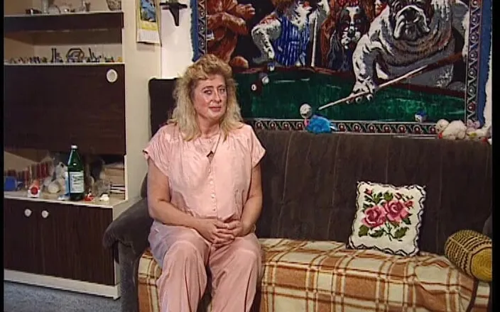 YOUR FIRST PORN: Fat Janine Also Has the Right to Orgasm