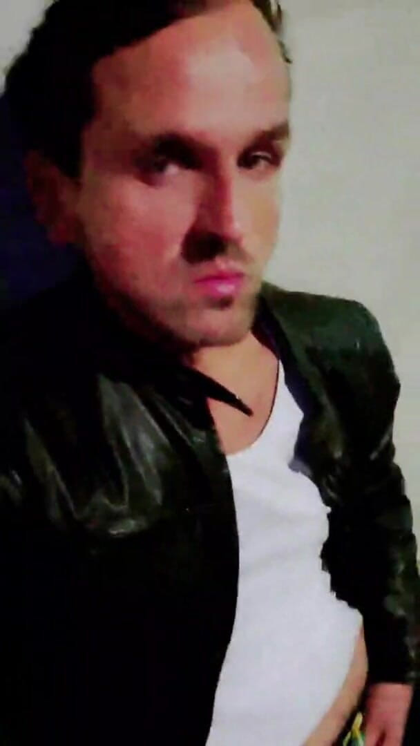 Slutboyben: Slutboyben cam4 brainfukked ngoài trời lợn ii trạm xăng bắn...