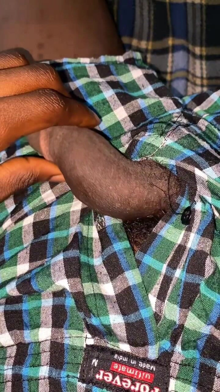 Slimniqqa: พี่ชายเงี่ยนหลังตื่นจากงีบ
