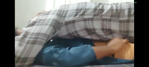 Riya babe: Gadis desa ini pertama kali mesra-mesraan sama kekasihnya di tempat...