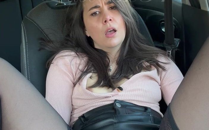 Labouisse31: Multigodes Voiture (culo, Squirt)