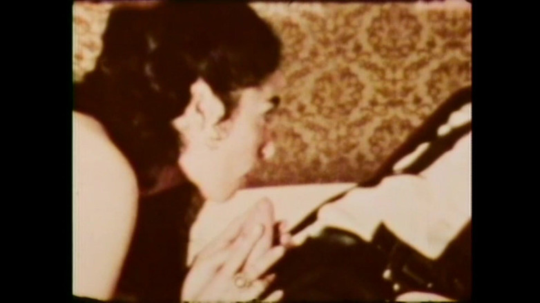 Vintage Megastore Full hd: Con Lợn ăn dương vật của tôi