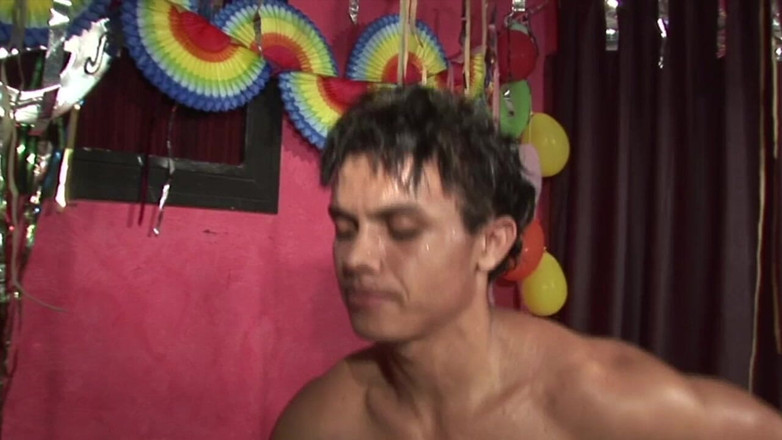 PORN FRENCH RAW FUCK CLUB X: Latino garoto fodendo em pêlo para sexo exhib