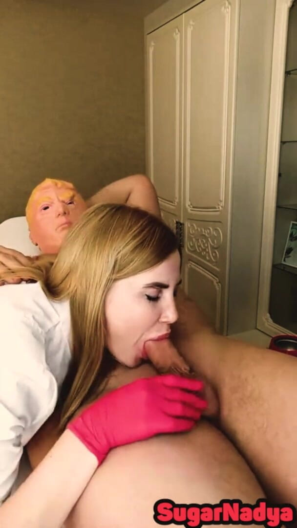 SugarNadya: Amante SugarNadya chupó polla gorda después de la depilación