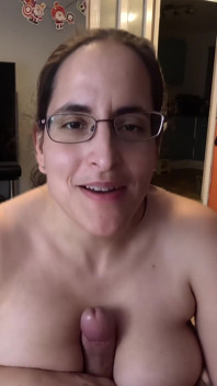 Stiefsohn gibt stiefmutter eine große gesichtsbesamung.