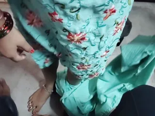 Хінді аудіо, краля бере це ззаду