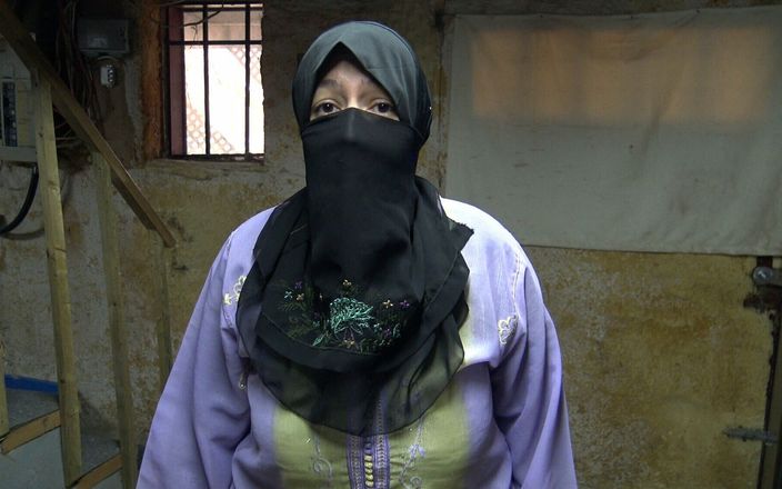 Souzan Halabi: Amerikalı asker Iraklı karısını göt deliğinden sikiyor