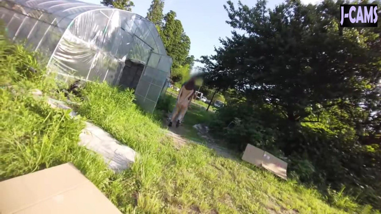 J-Cams: Mengusik di luar. Awek Mischievous dan Pelepasan Terkawal Bahagian2