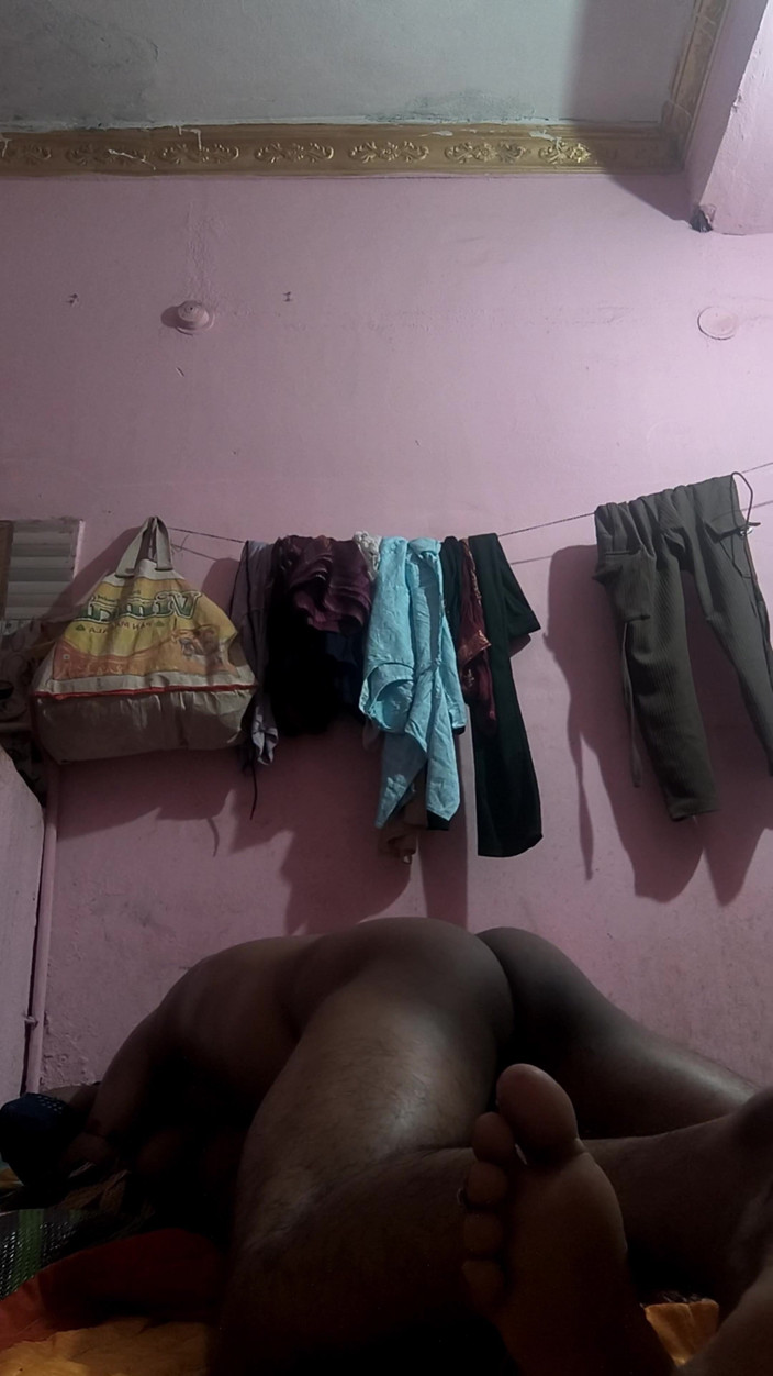 Amarjit2526: Agentul imobiliar face sex cu clientul ei și îl face să ejaculeze...