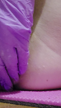 รูตูดติดใจ อานา ลิซ เอาแบบสุดขีด ยืดรูตูดหิวโหยด้วยถุงมือยาง