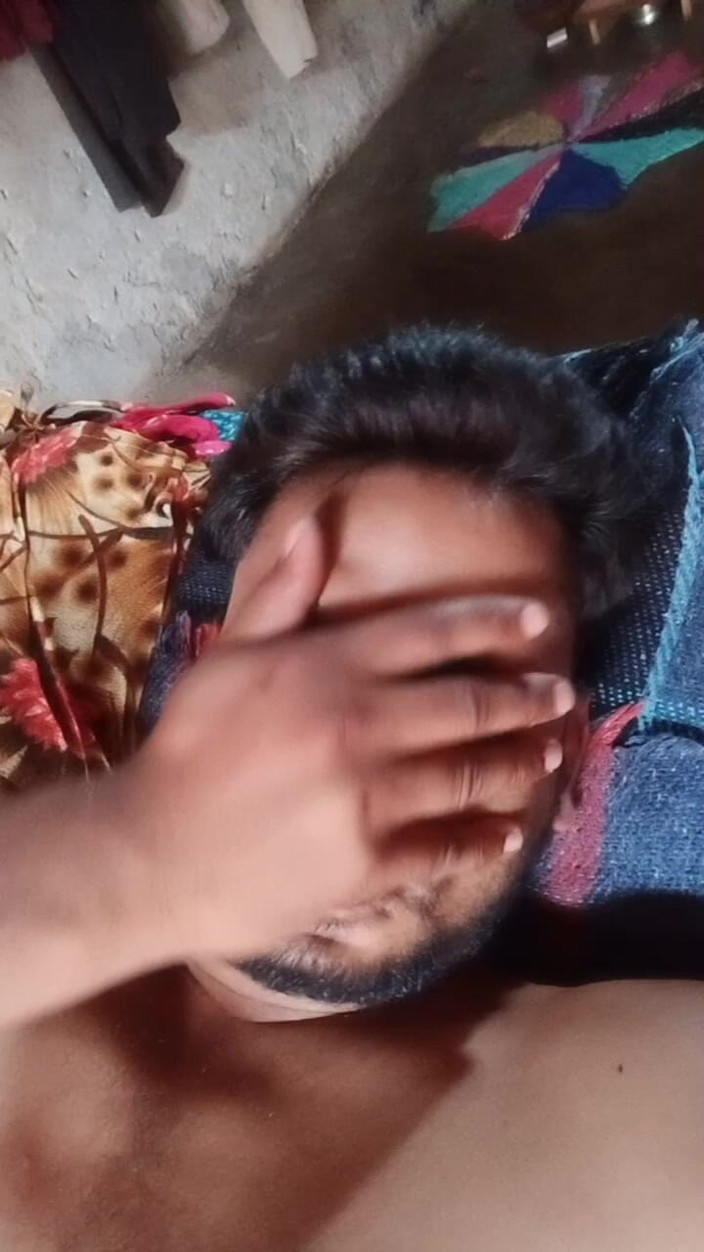 Krishna gopal baghel Gwalior: Тинку Сингх