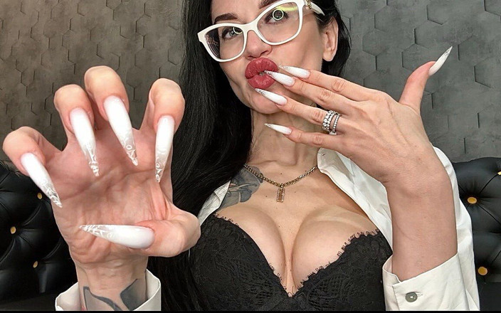 Julia domaina: White Long Sharp Nails and Handjobs